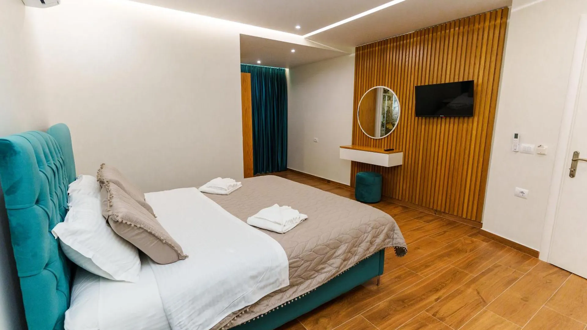 Hotel apartamentowy Sea La Vie By Hotel Anna Ksamil
