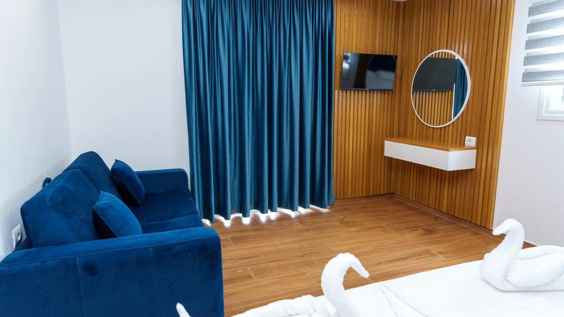 Sea La Vie By Hotel Anna Ksamil Hotel apartamentowy