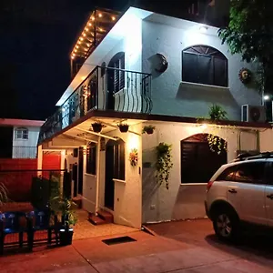 https://navieros-rooms-bacalar.quintano-roohotels.com