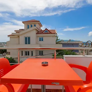 Vila Aurora Ksamil