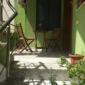 Friends House , Tirana Albanien