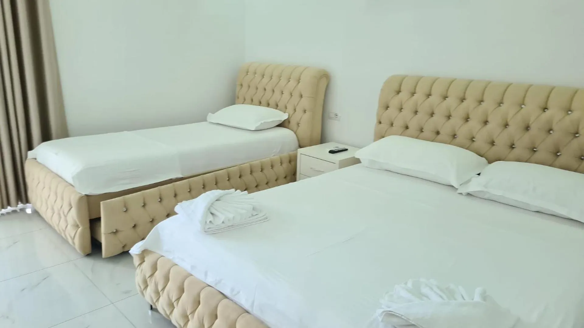 Sea La Vie By Hotel Anna Ksamil 0*,