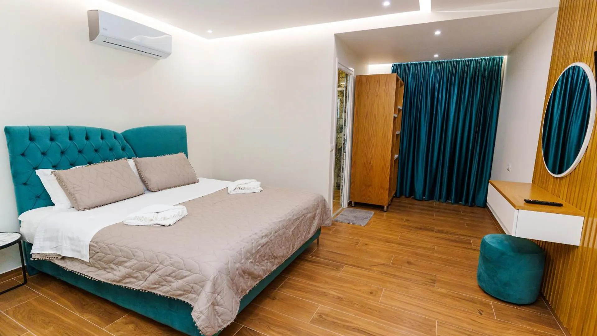 Sea La Vie By Hotel Anna Ksamil 0*,